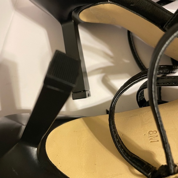 Guess dress sandals - Picture 9 of 9